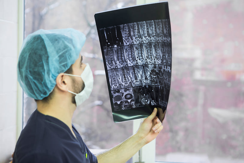 Современная медицина рассматривает боль как биопсихосоциальный феномен, требующий комплексного подхода к лечению